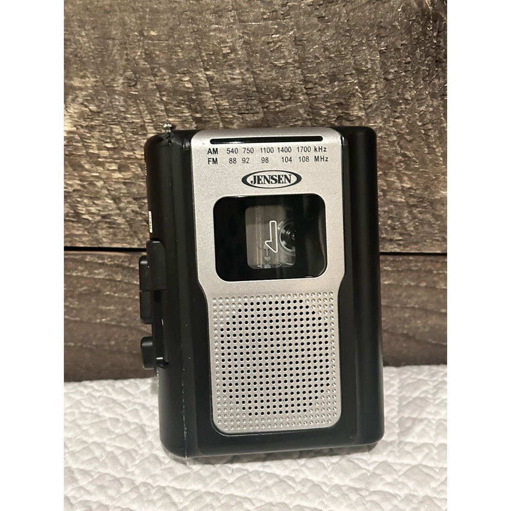 Jensen Portable AM/FM Radio Cassette Play/Recorder Black/Silver W/Hammer Tape